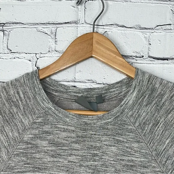 Athleta Sweatshirt Criss Cross Sweatshirt Womens Size XS Gray Casual Gym Yoga - Picture 3 of 12